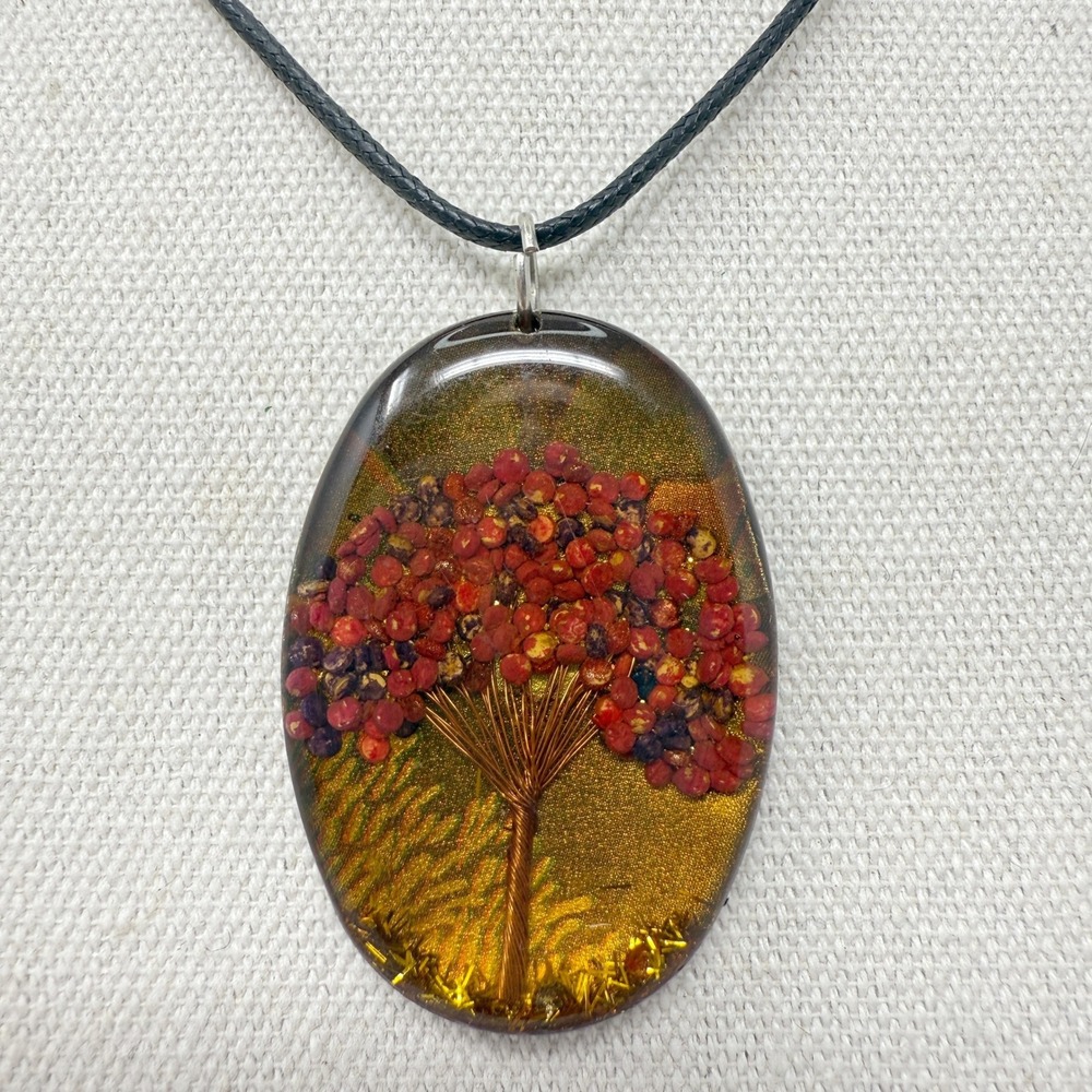 Tree of Life Pendant Necklace Oval Resin Copper Wire Red Seed‎ Bead